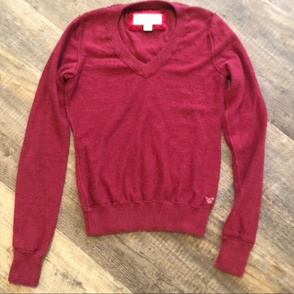 American Eagle cranberry cute medium vneck sweater - Picture 7 of 8